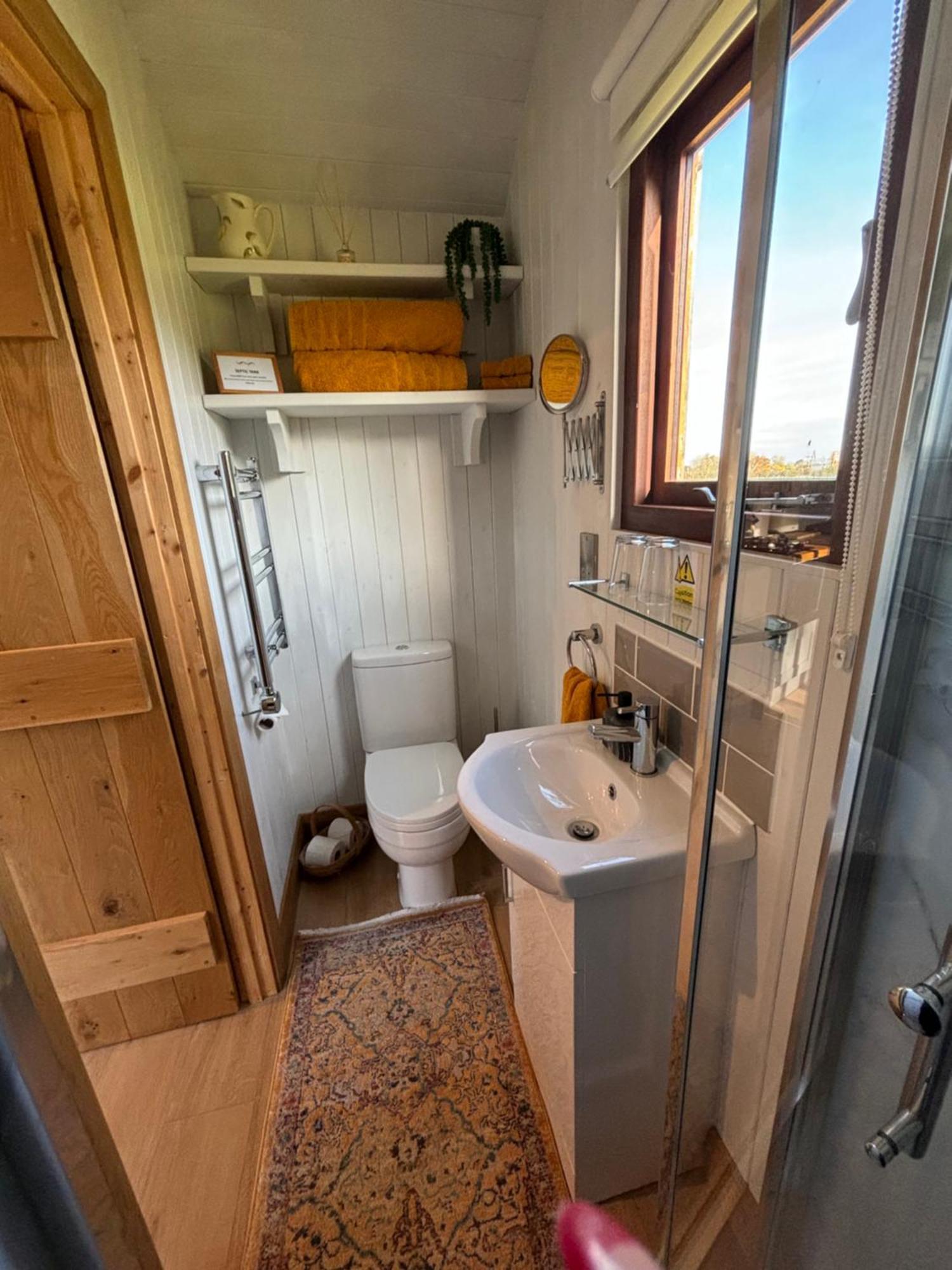 Bron Hafren Bed and Breakfast Montgomery Buitenkant foto